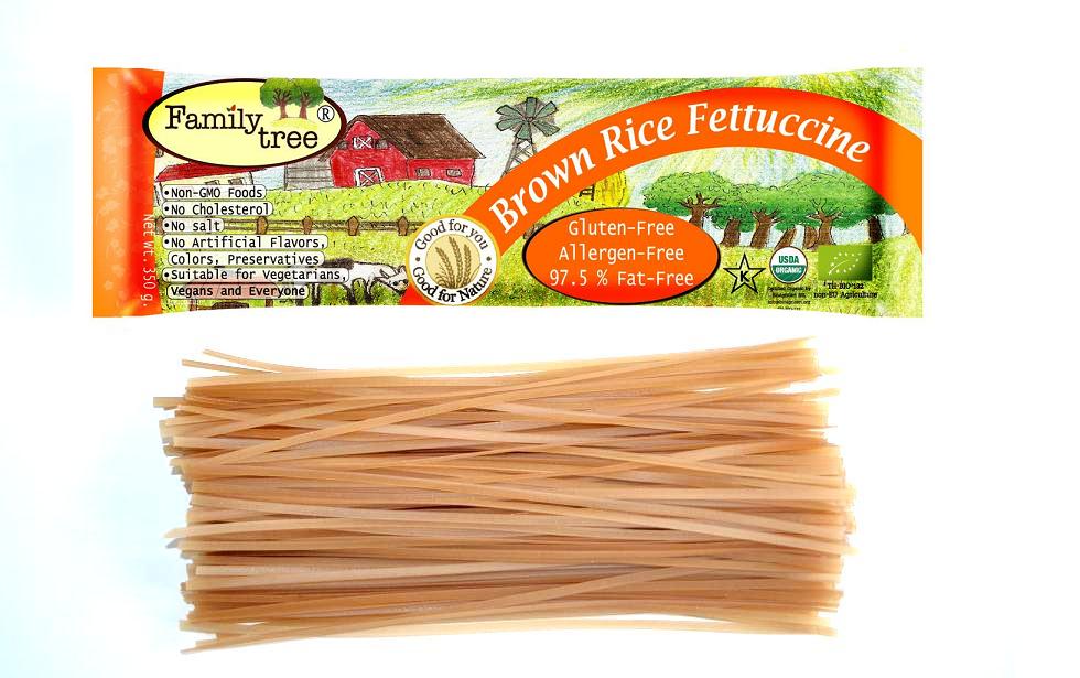 22-412-2100-1 เส้นผัดไทข้าวกล้องอินทรีย์เฟตูชินี่ เส้นเล็ก250 กรัม แฟมมิลี่ (ซองสีส้ม)