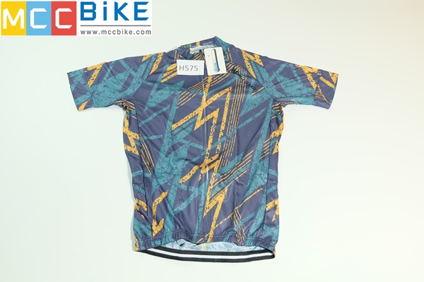 เสื้อปั่นจักรยาน ขนาด M ลดราคาพิเศษ รหัส H575