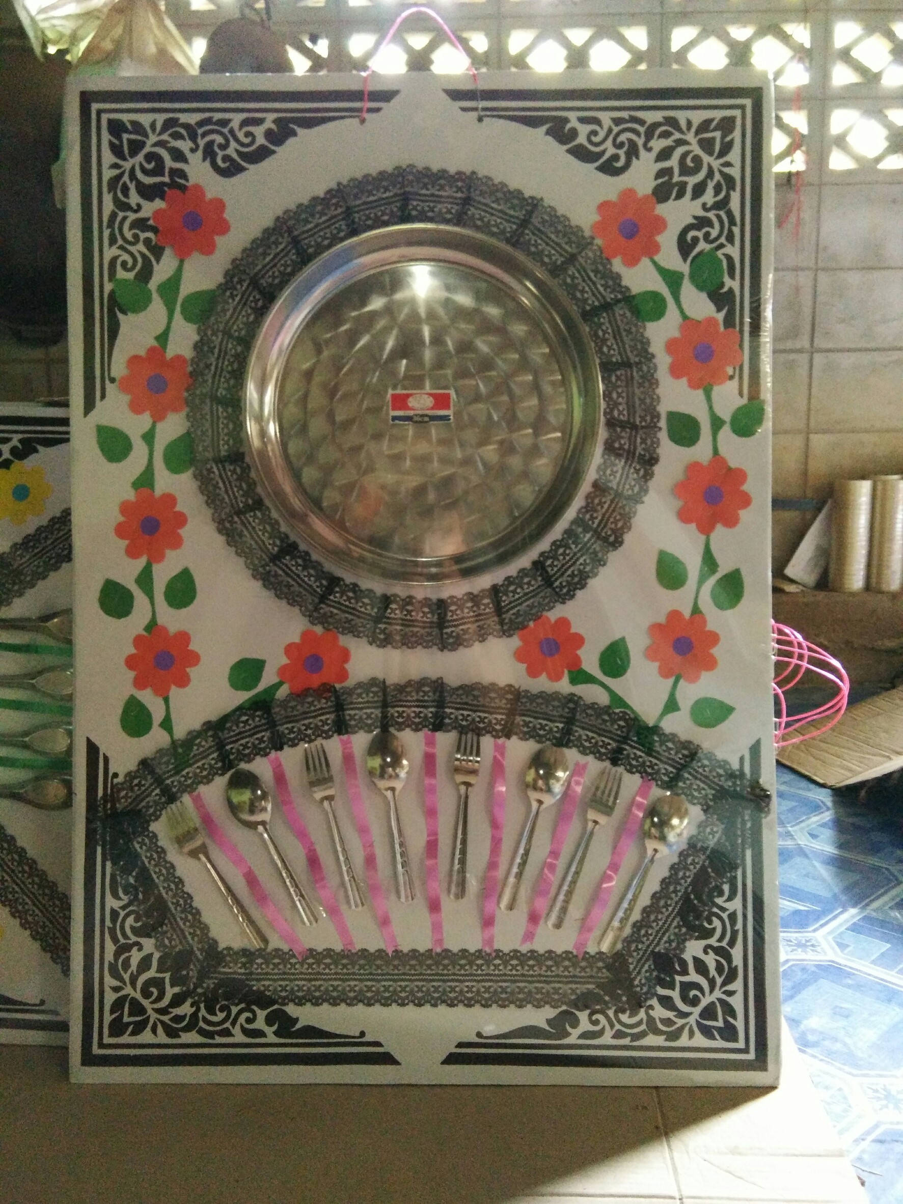 พวงหรีด ราคา 250 บาท