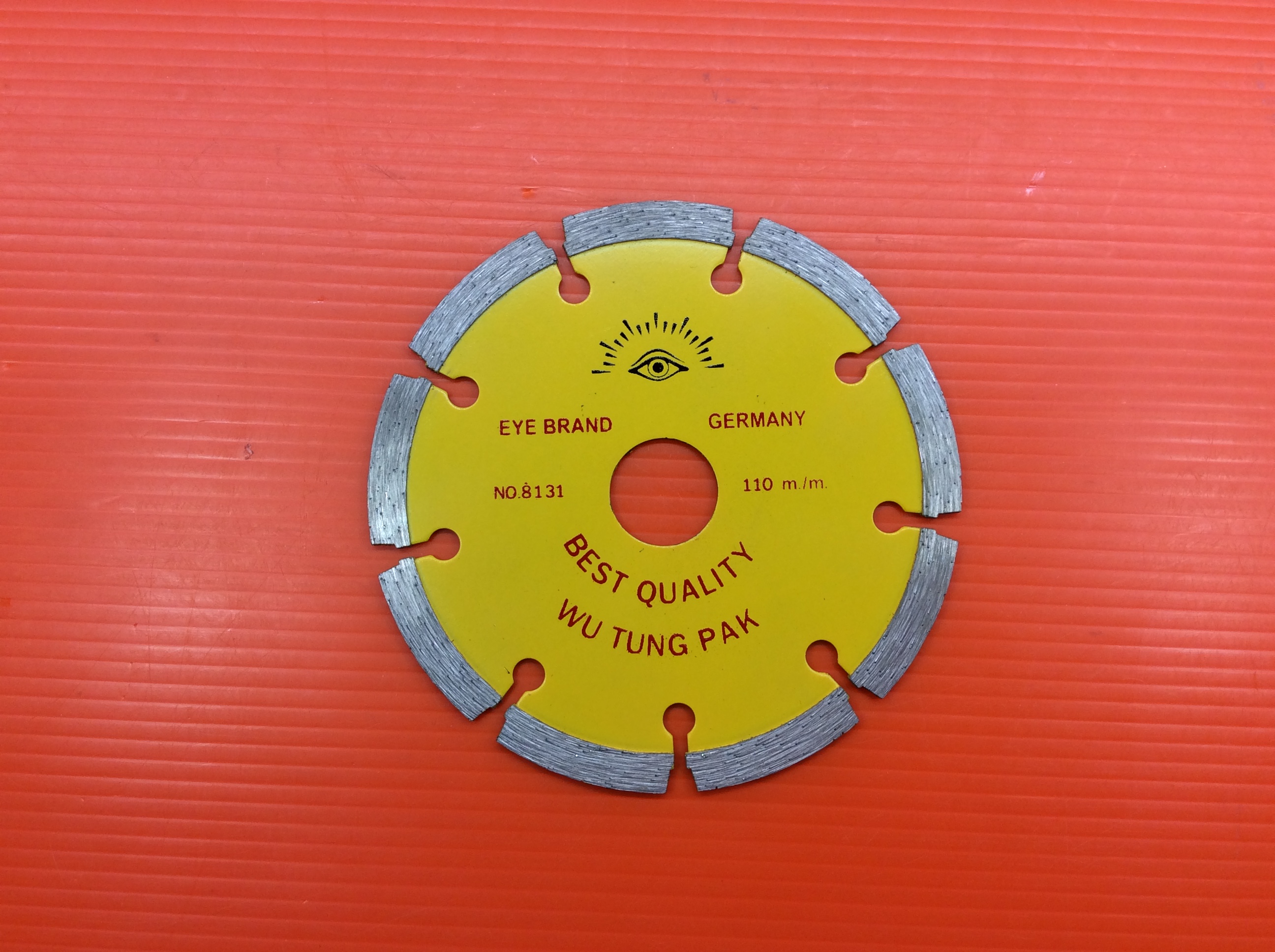 ใบเพชรตัดกระเบื้องตราตา ( 110 มม. ) EYE BRAND