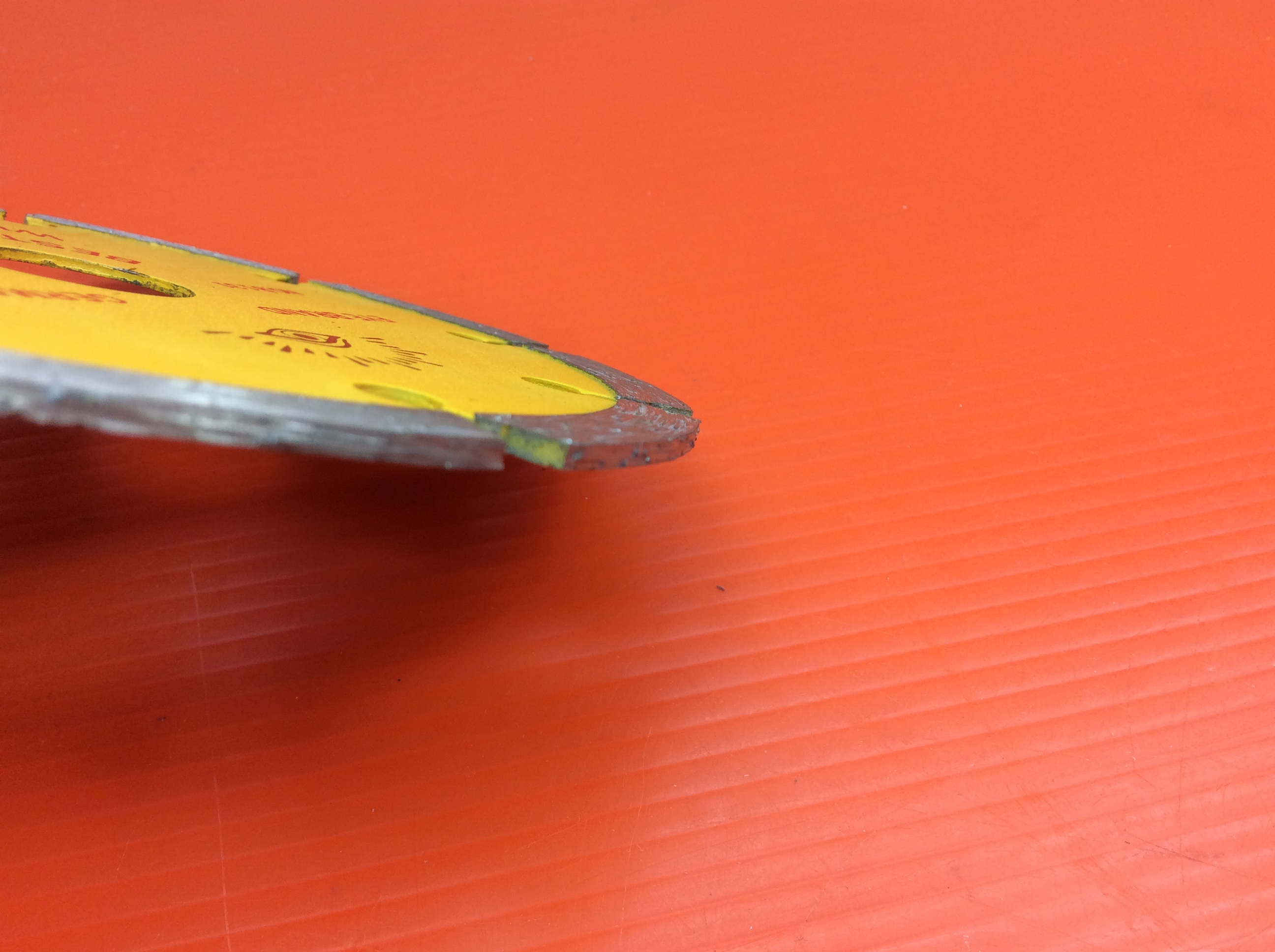 ใบเพชรตัดกระเบื้องตราตา ( 110 มม. ) EYE BRAND