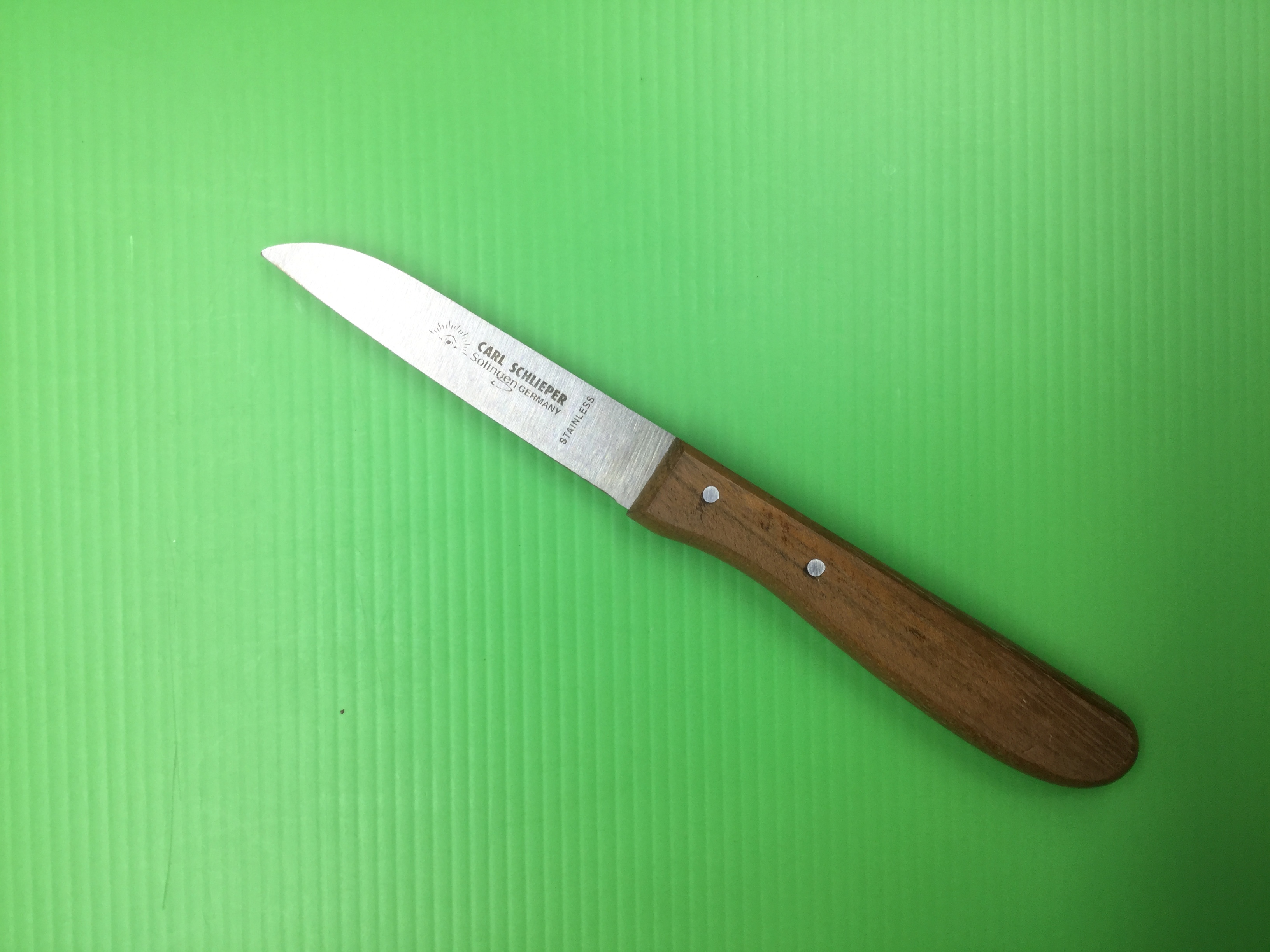 มีดปอกตราตา( ด้ามไม้ ) EYE BRAND