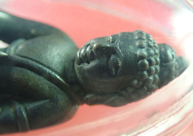 พระกริ่งทวีคูณหลวงพ่อคูณ วัดบ้านไร่ ปี 2537 เนื้อนวะโลหะ (กริ่งดัง) หมายเลข 4325 (เลี่ยมพร้อมใช้)