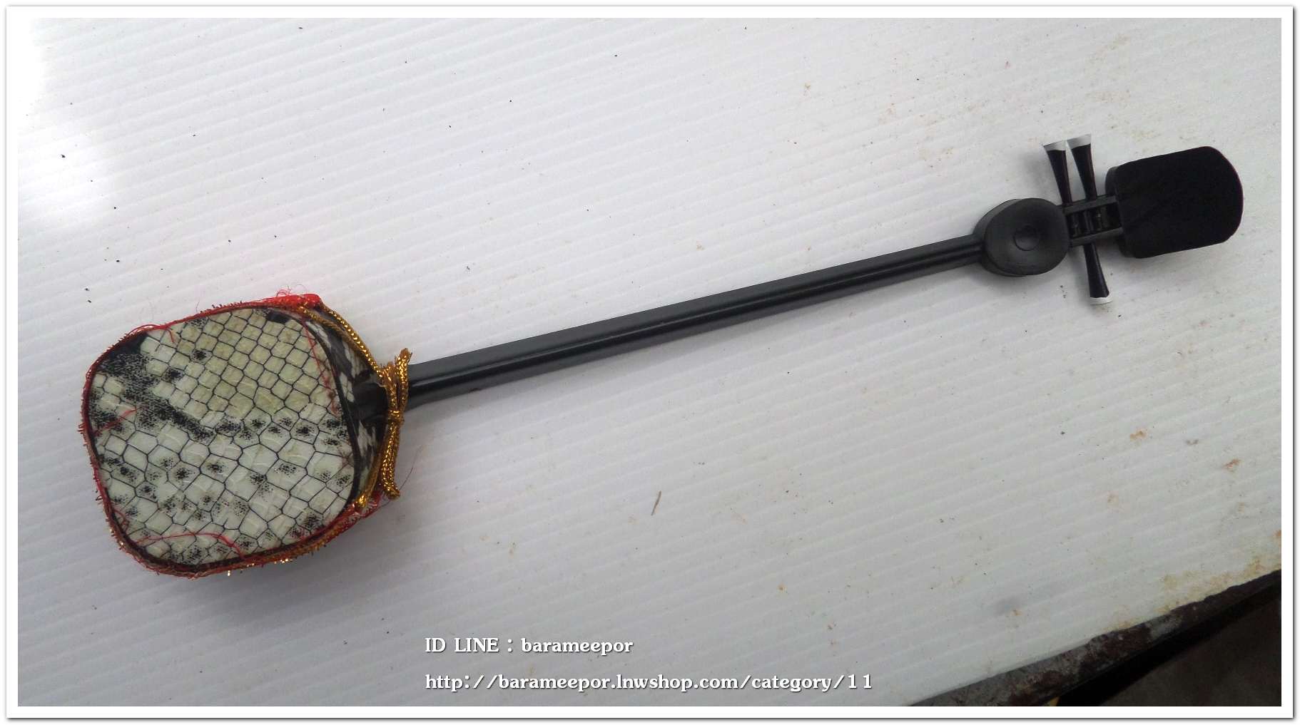 พิณไม้ญี่ปุ่น ขนาดยาว 10 นิ้ว สภาพสวยเดิมๆ ไว้ประดับบ้านหรือร้าน