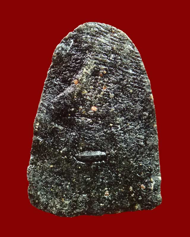 หลวงปู่ทวด รุ่นวิเศษ60 อาจารย์นอง วัดทรายขาว ปัตตานี ปลุกเสก ปี 2541 เนื้อว่านคลุกรักฝังเม็ดข้าวสารดำ พิมพ์ใหญ่ สร้างเพียง 1000 องค์ ขนาดพระสูงโดยประมาณ 2.5 ซม.