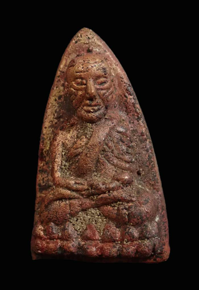 หลวงพ่อทวดหล่อโบราณหล่อเทดินไทย (รุ่นแรก) หลวงพ่อรวย วัดตะโก จ.อยุธยา ปี 2556 รุ่นรวยนิรันตราย เนื้อนวะโลหะหล่อโบราณเทดินไทย ตอกโค๊ต รวย/กรรมการ หมายเลข 1450