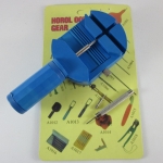 แท่นตัดสายนาฬิกาพร้อมเข็ม และเหล็กตอก