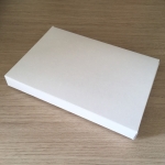 กล่องขาว ขนาดกลาง - สำหรับกระเป๋าใส่สมุดบัญชีธนาคารและปกพาสปอร์ต