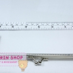 ปากกระเป๋าปิ๊กแป๊ก สีเงิน เหลี่ยม ขนาด6"