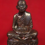 รูปเหมือนปั้มหลวงพ่อคูณ วัดบ้านไร่ รุ่นเทพเจริญพร ปี 2557 เนื้อชนวน (กรรมการ) หมายเลข 3371