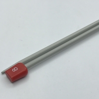 ไม้นิตติ้งตรง จุกแดง เบอร์8 (4.0mm)