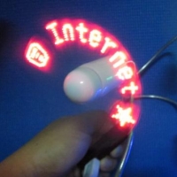 พัดลมข้อความพร้อมสายเปลี่ยนข้อความ แบบUSB สีแดง