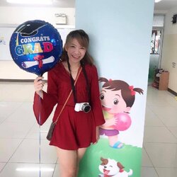 ลูกโป่งเรียนจบ