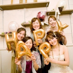 ลูกโป่งฟอยล์ตัวอักษร 16 นิ้ว สีทอง