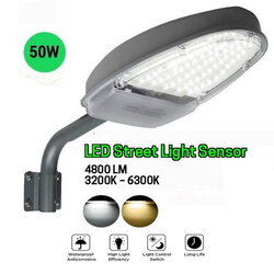 โคมไฟถนน LED SENSOR เปิด-ปิดอัตโนมัติ พร้อมขายึด 50W
