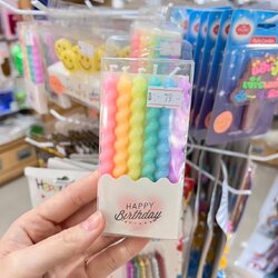 เทียนวันเกิดสีพาลเทล