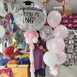 ลูกโป่งรับปริญญา จุฬา