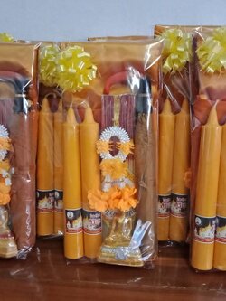 สังฆทานผ้าไตร เทียน ร่ม พระชนะมาร