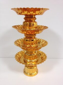 พานนกยูง พลาสติก *สีทอง