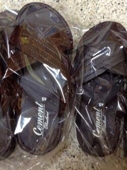 รองเท้าพระอย่างดี (แบบที่ 2)