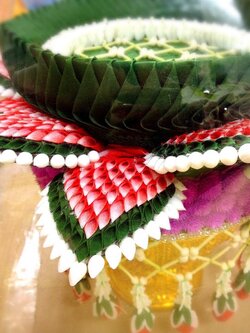 พานแหวนหมั้น เย็บแบบ บานไม่รู้โรย 18 เซนติเมตร