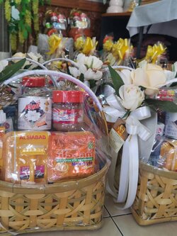 สังฆทานกระเช้าสวยงาม งานพรีเมี่ยม (รุ่นทรัพย์สมบูรณ์)