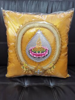 หมอนงานบวชพระ (ปักชื่อได้)