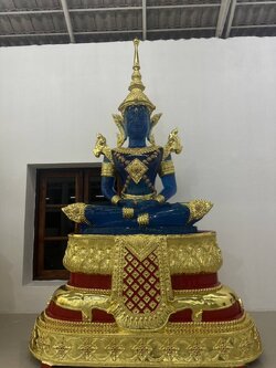 พระแก้วมรกต 50 นิ้ว สีฟ้า