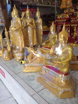 พระประจำวัน เรซิ่น 9 นิ้ว *งานสวยงาม