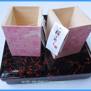 กล่องไม้ สีสดสวยงาม ไว้ใส่ของกระจุกกระจิก บนโต๊ะเครื่องแป้งหรือโต๊ะทำงาน